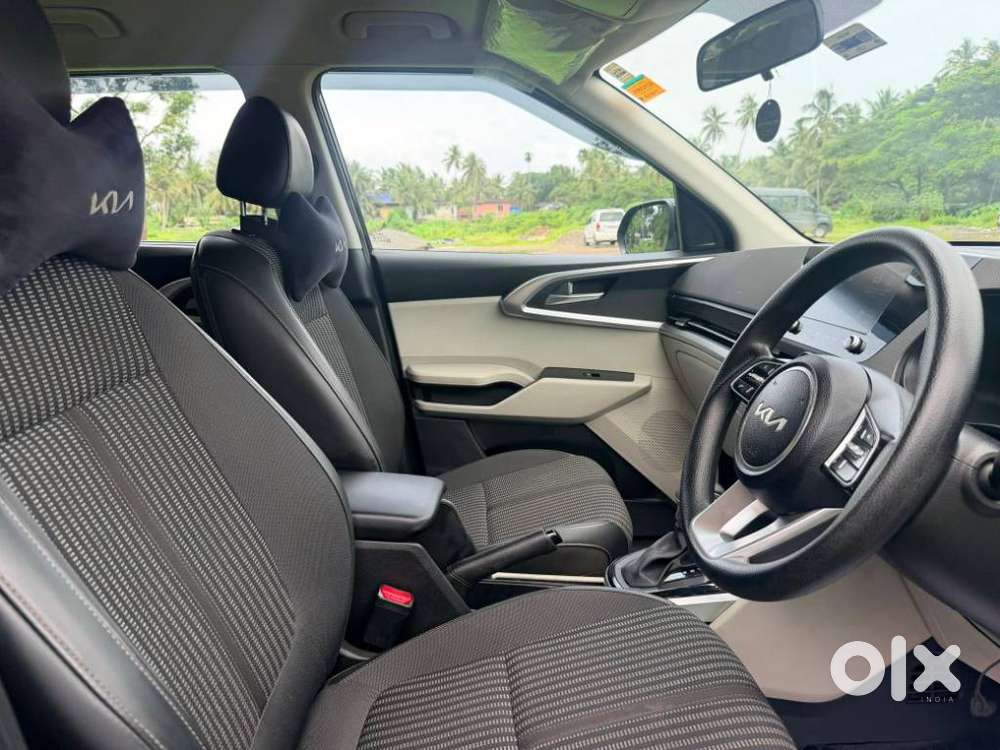 Kia Carens 1.4 Prestige Plus Turbo Dct 7 Str, 2022, Petrol
