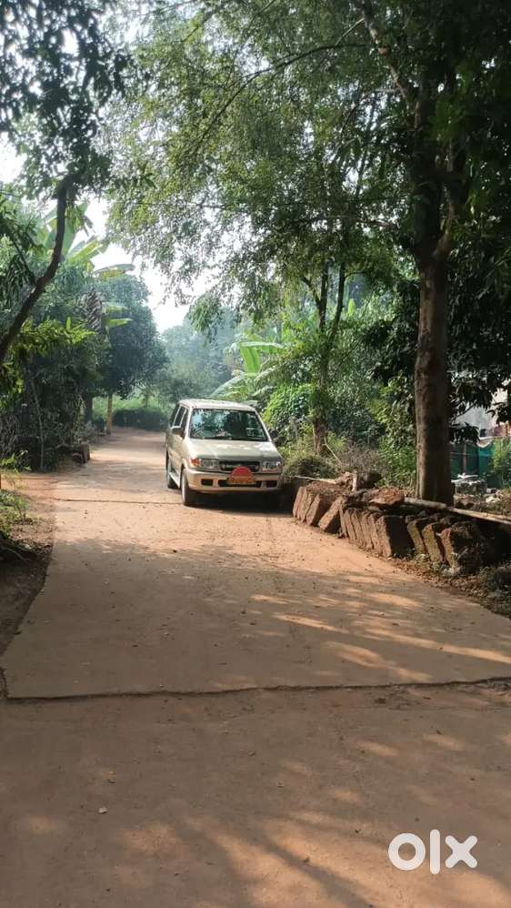 Chevrolet Tavera Neo 2010 Diesel Well Maintained