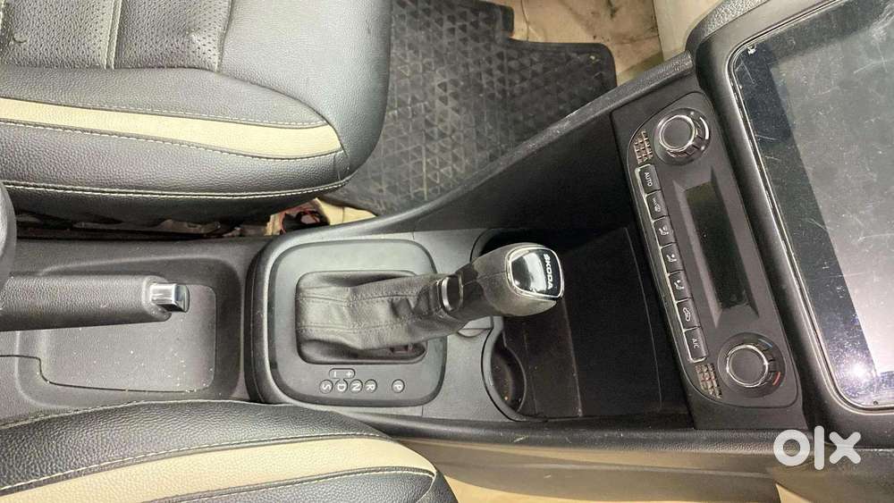 Skoda Rapid 1.0 Ambition Tsi At, 2021, Petrol