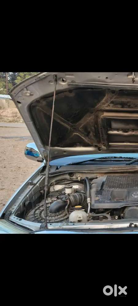 Toyota Fortuner 4x4 2011 Full Loaded He