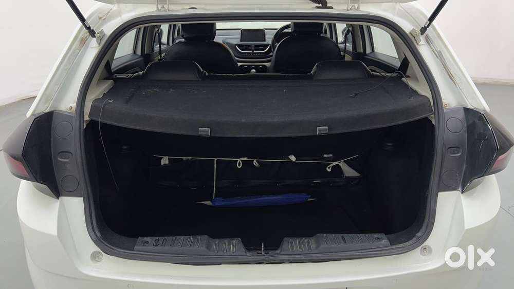 Tata Altroz 1.2 Xm Plus, 2021, Petrol