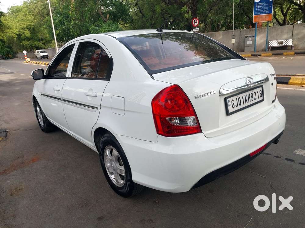 Hyundai Verna Fluidic 1.6 Crdi Sx Opt, 2011, Diesel