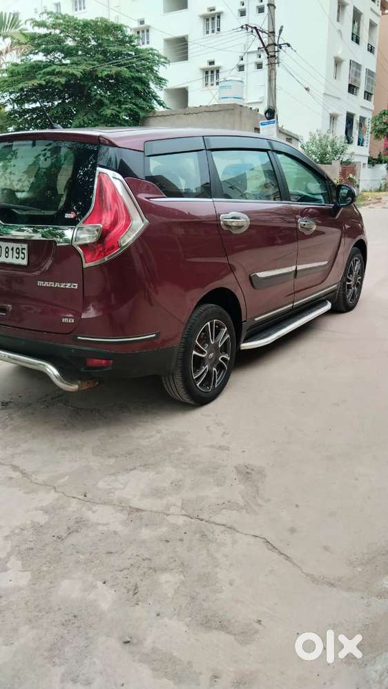 Mahindra Marazzo M8, 2018, Diesel