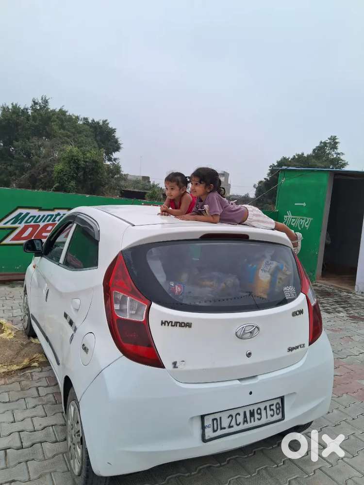 Hyundai Eon Magna 2012