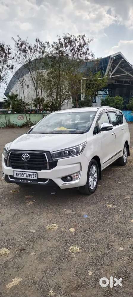 Toyota Innova Crysta 2018 Diesel 193000 Km Driven