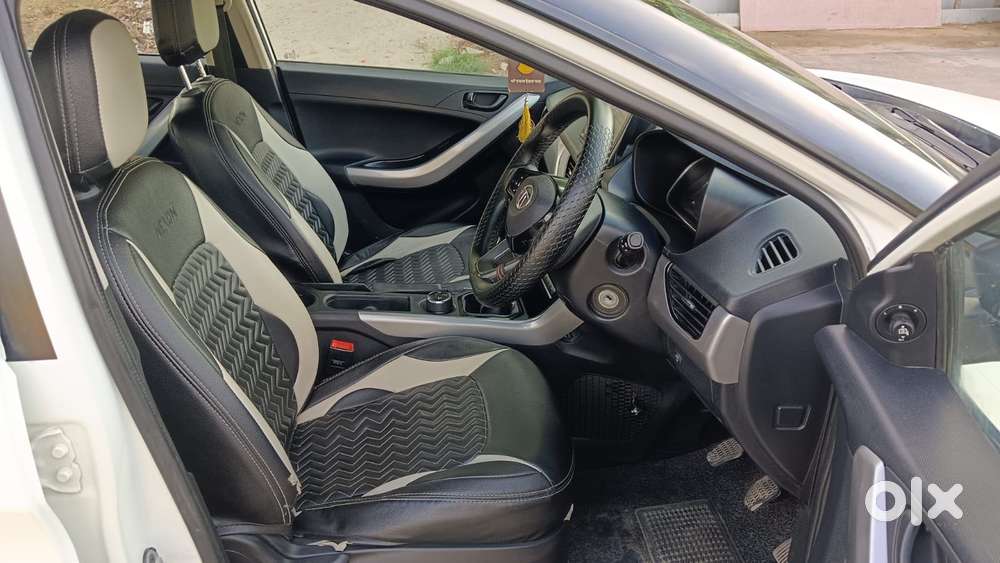 Tata Nexon 1.2 Revotron Xm (s), 2022, Petrol