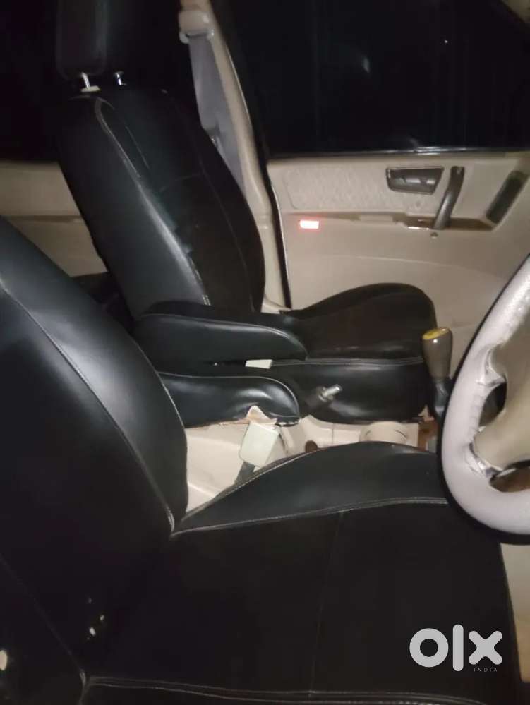 Tata Safari Dicor 2011
