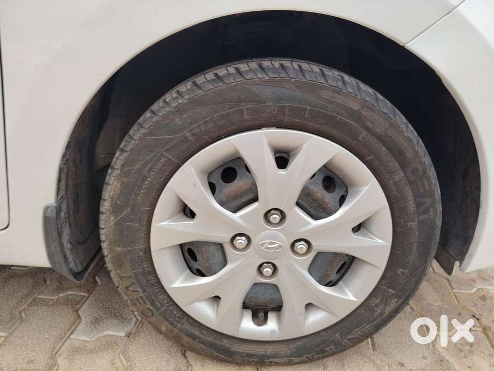 Hyundai Grand I10 1.2 Kappa Sportz, 2015, Petrol