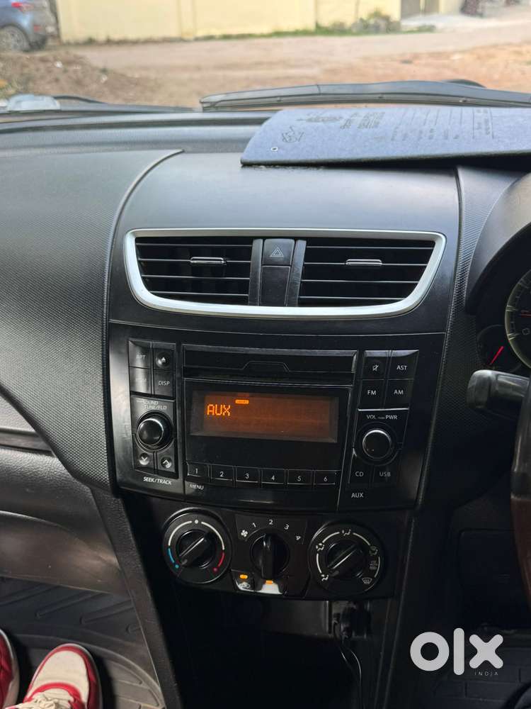 Maruti Suzuki Swift Vxi 1.2 Abs Bs-iv, 2016, Cng & Hybrids