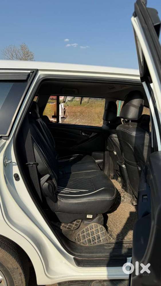 Toyota Innova Crysta 2.4 Gx Limited Edition 7 Str, 2023, Diesel