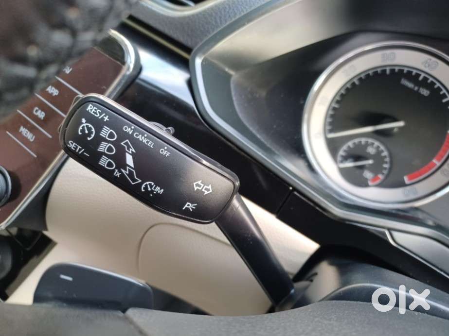 Skoda Superb Lk 1.8 Tsi At, 2019, Petrol