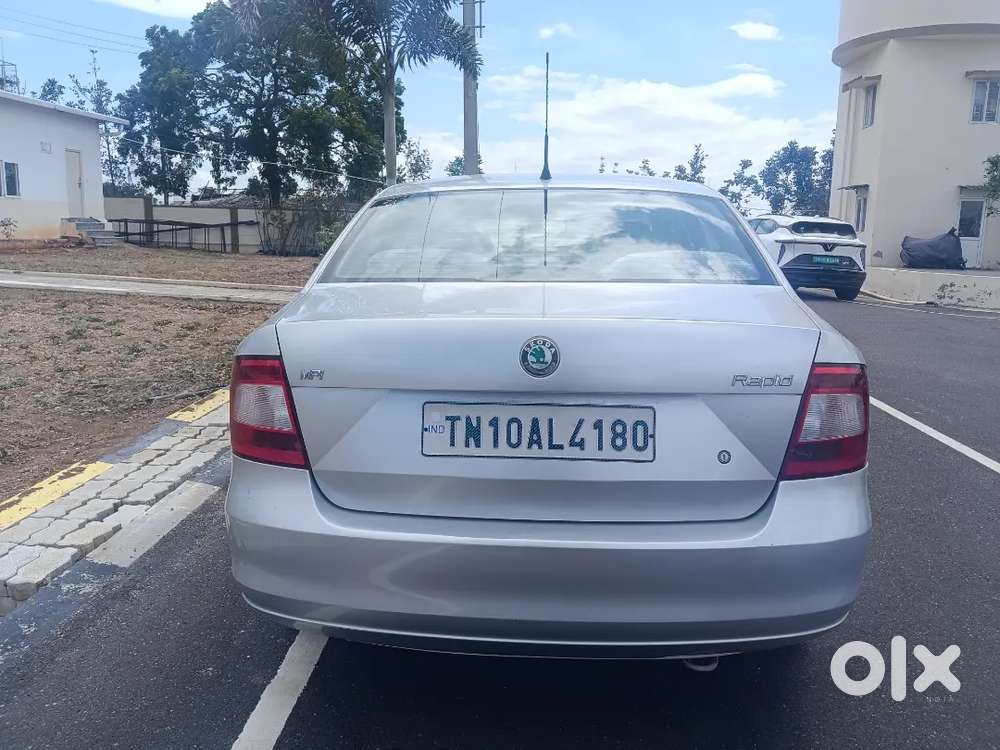Skoda Rapid Elegance 2013 Petrol Automatic