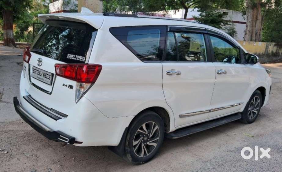 Toyota Innova Crysta 2.4 V, 2022, Diesel