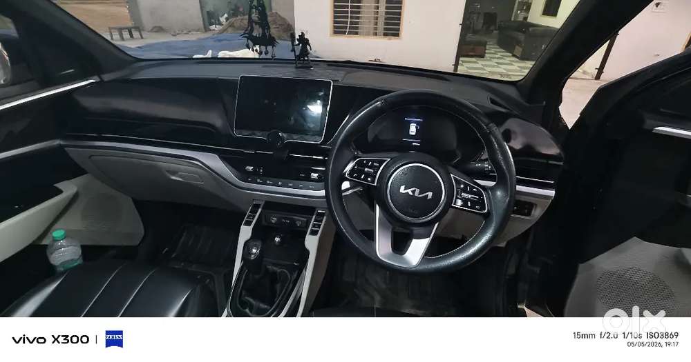 Kia Carens 2022 Diesel Well Maintained