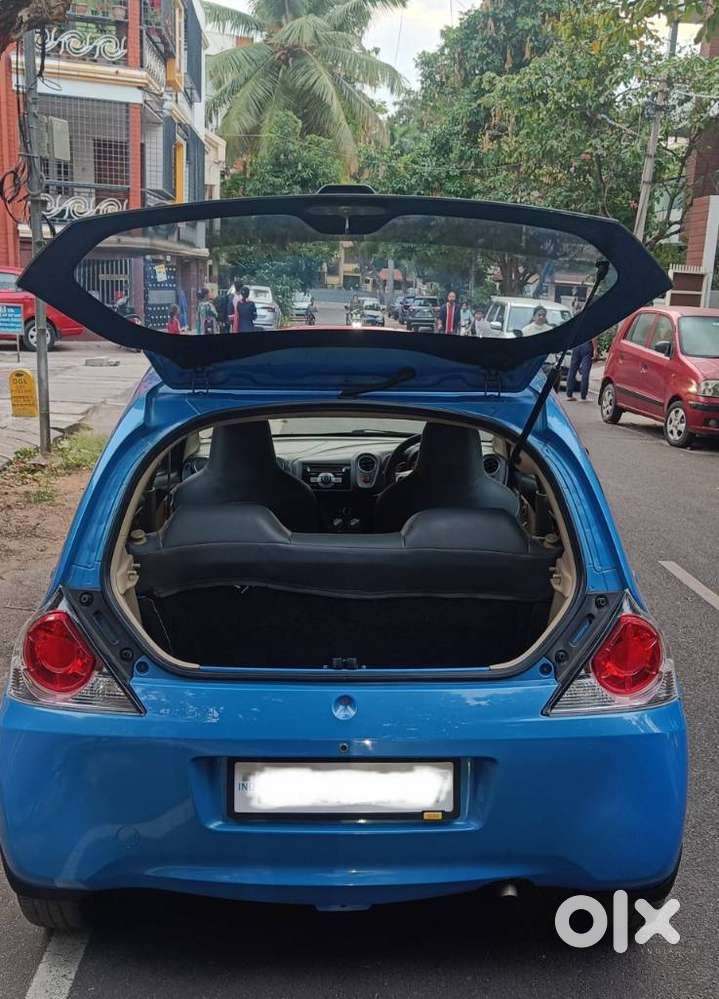 Honda Brio V Mt, 2012, Petrol