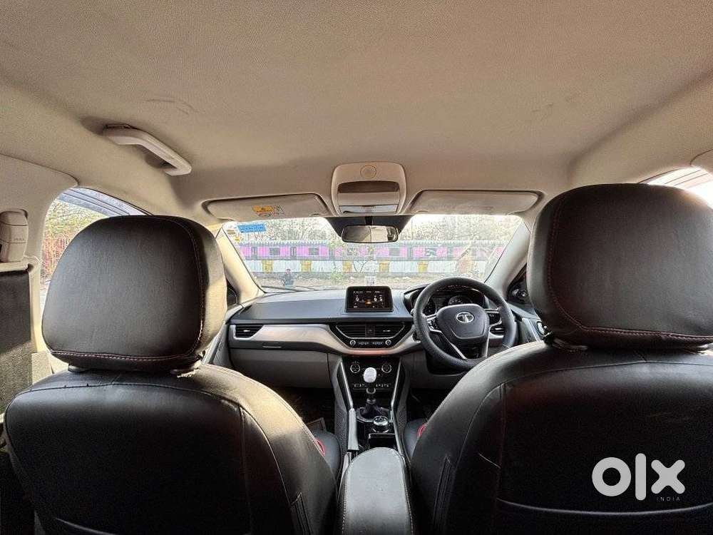 Tata Nexon 1.2 Revotron Xz Plus, 2018, Cng & Hybrids
