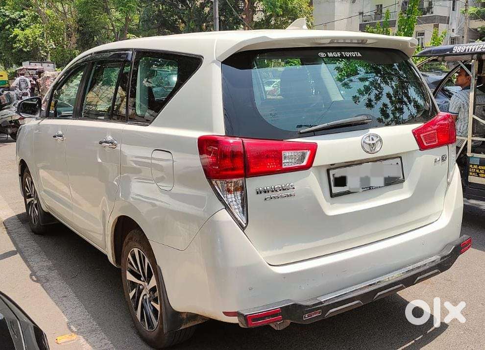Toyota Innova Crysta [2020-ongoing] 2.4 Zx 7 Str, 2022, Diesel