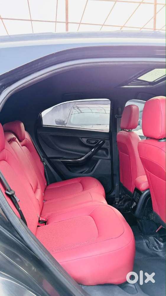 Tata Nexon 1.2 Revotron Xz Plus Luxs Red Dark Edition Amt, 2023, Die..