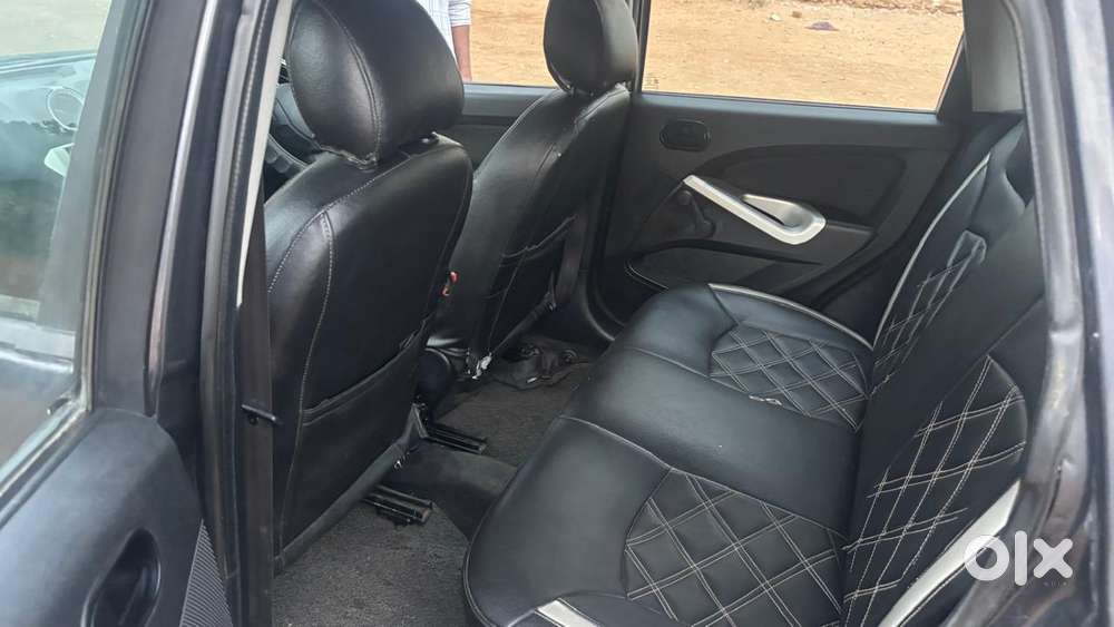 Ford Figo Diesel Zxi, 2013