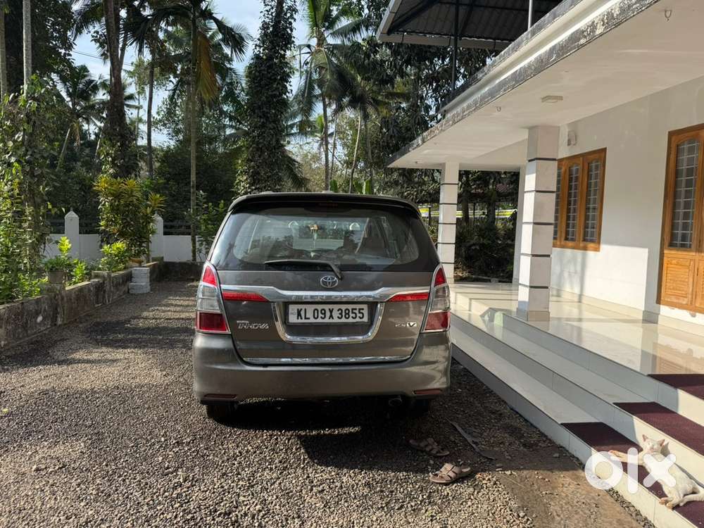 Toyota Innova 2009 Diesel Third Owner