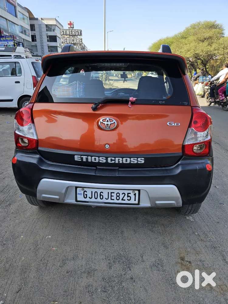Toyota Etios Cross 2015 Diesel Well Maintained