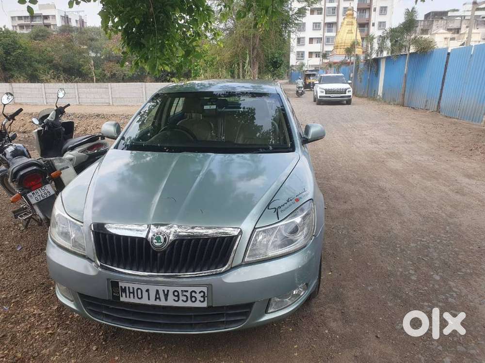 Skoda Laura Automatic Diesel Silver Color