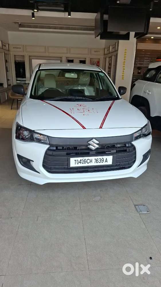 Maruti Suzuki Dzire 1 Cng & Hybrids 6049 Km Driven