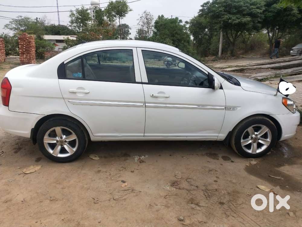 Hyundai Verna 2010