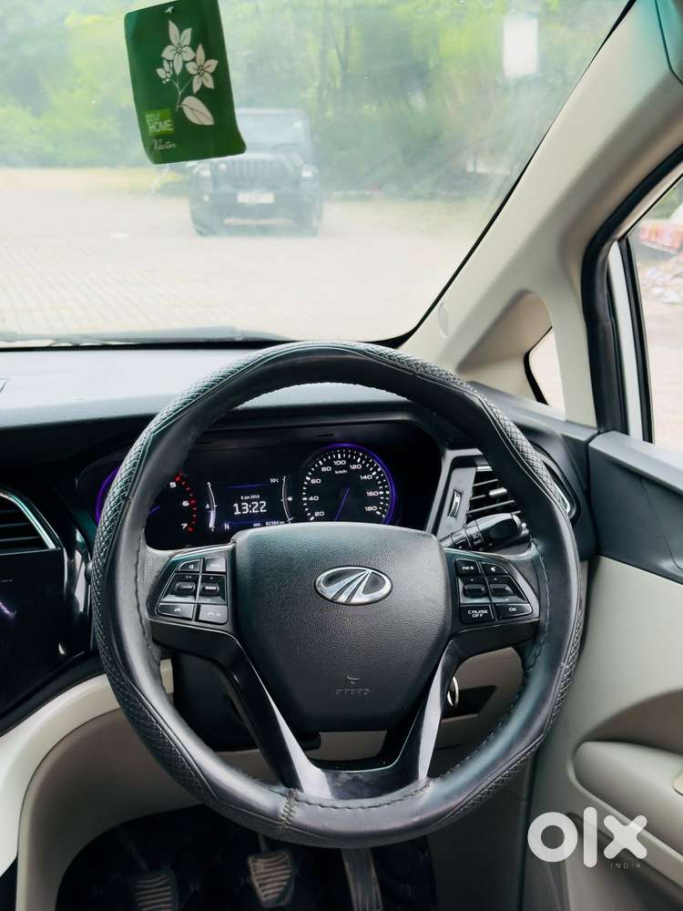 Mahindra Marazzo M8, 2020, Diesel