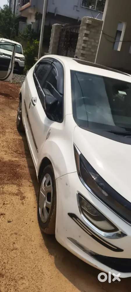 Tata Altroz 2024 Petrol Good Condition