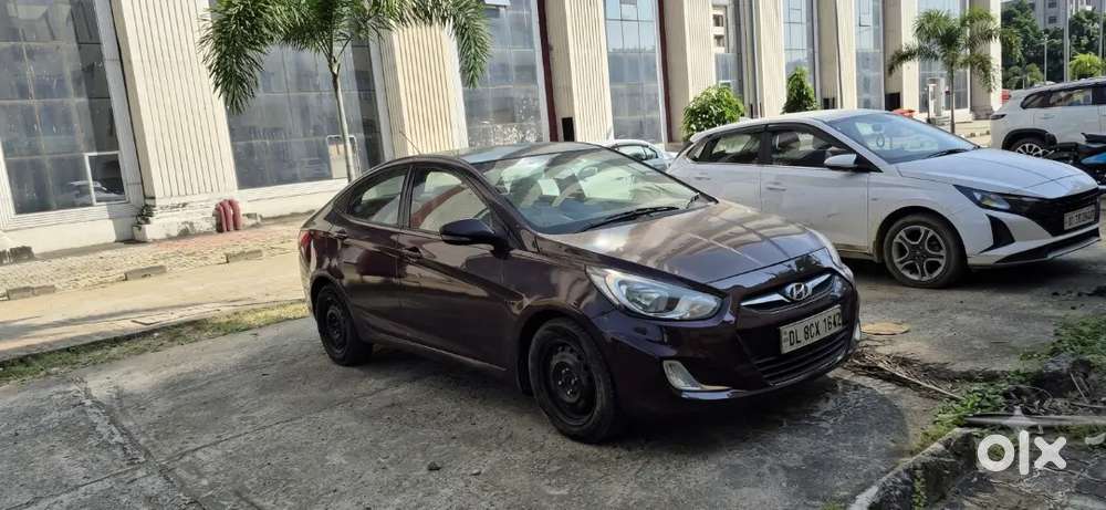 Hyundai Verna Fluidic 2011 Petrol Manual