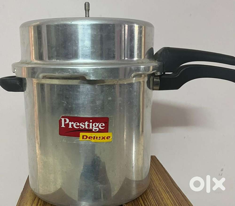 Pressure cookers