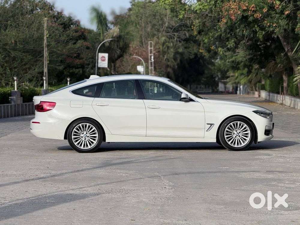 Bmw 3 Series Gt 320d Luxury Line, 2018, Diesel