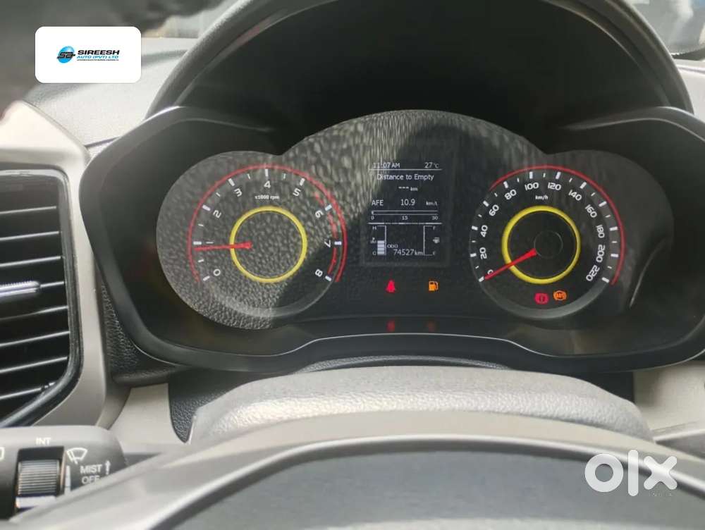 Mahindra Xuv300 W8, 2020, Petrol