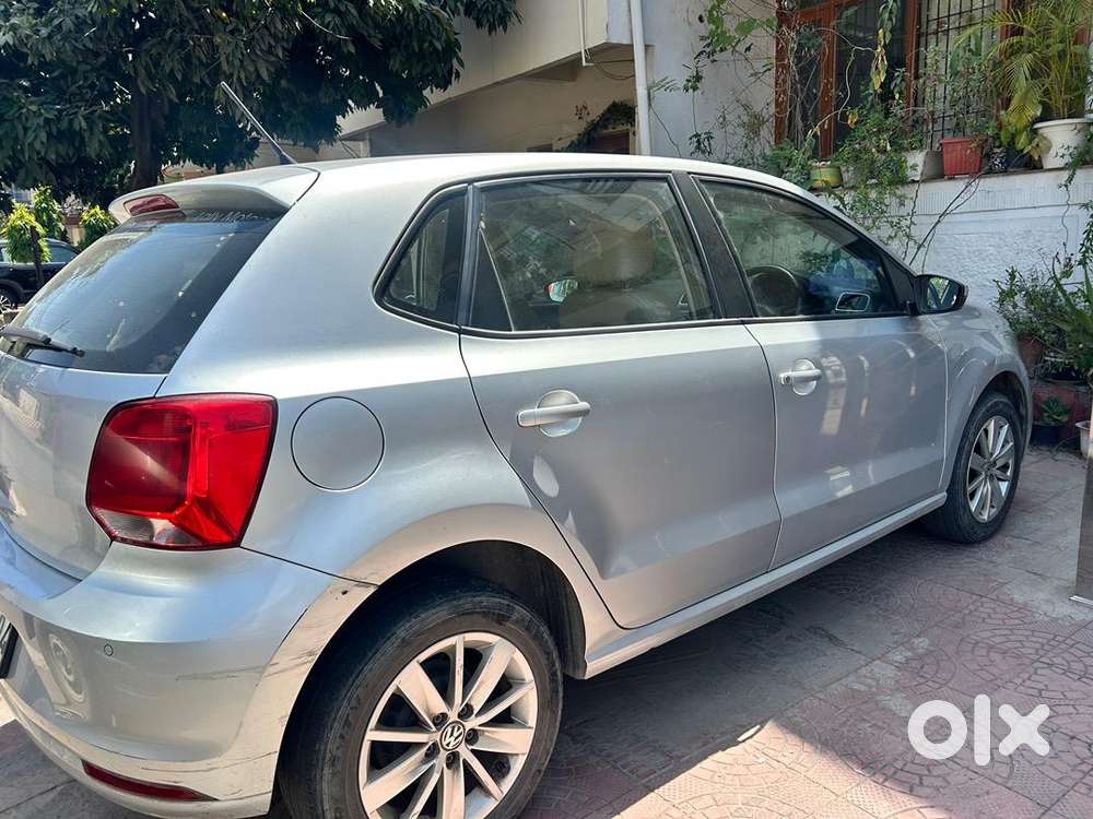 Polo (superb Condition)