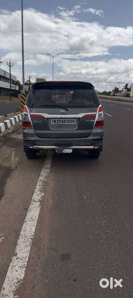 Toyota Innova, 2014