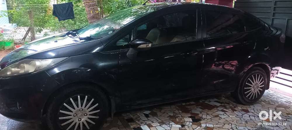 Ford Fiesta 2012 Diesel 135000 Km Driven.good Condition.ac Working.