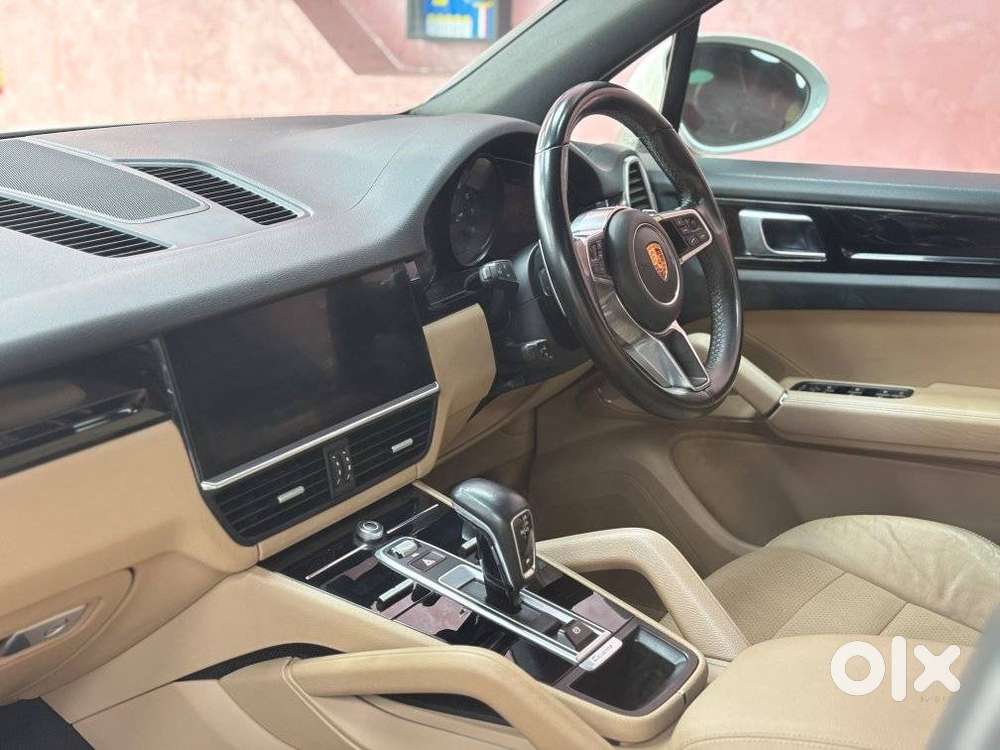 Porsche Cayenne Base, 2019, Petrol