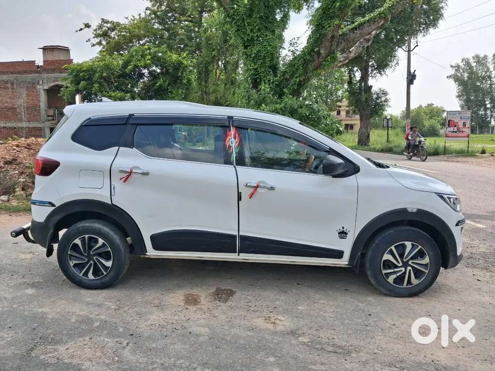 Renault Triber 1.0 Rxe 2024 Petrol