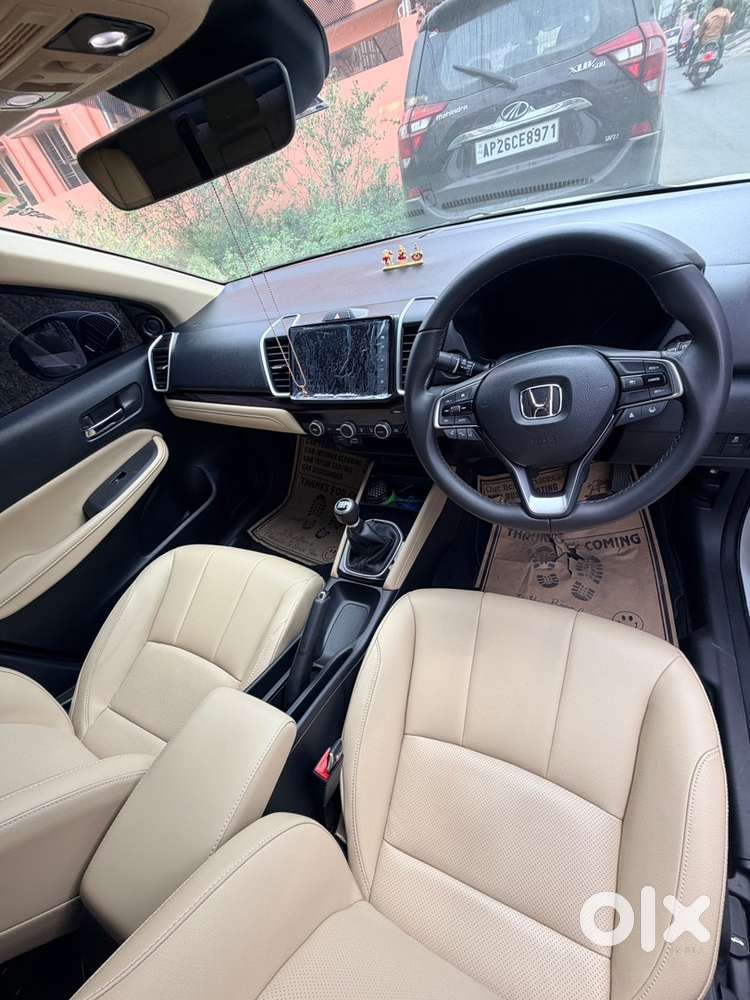 Honda City 2025 Petrol Well Maintained
