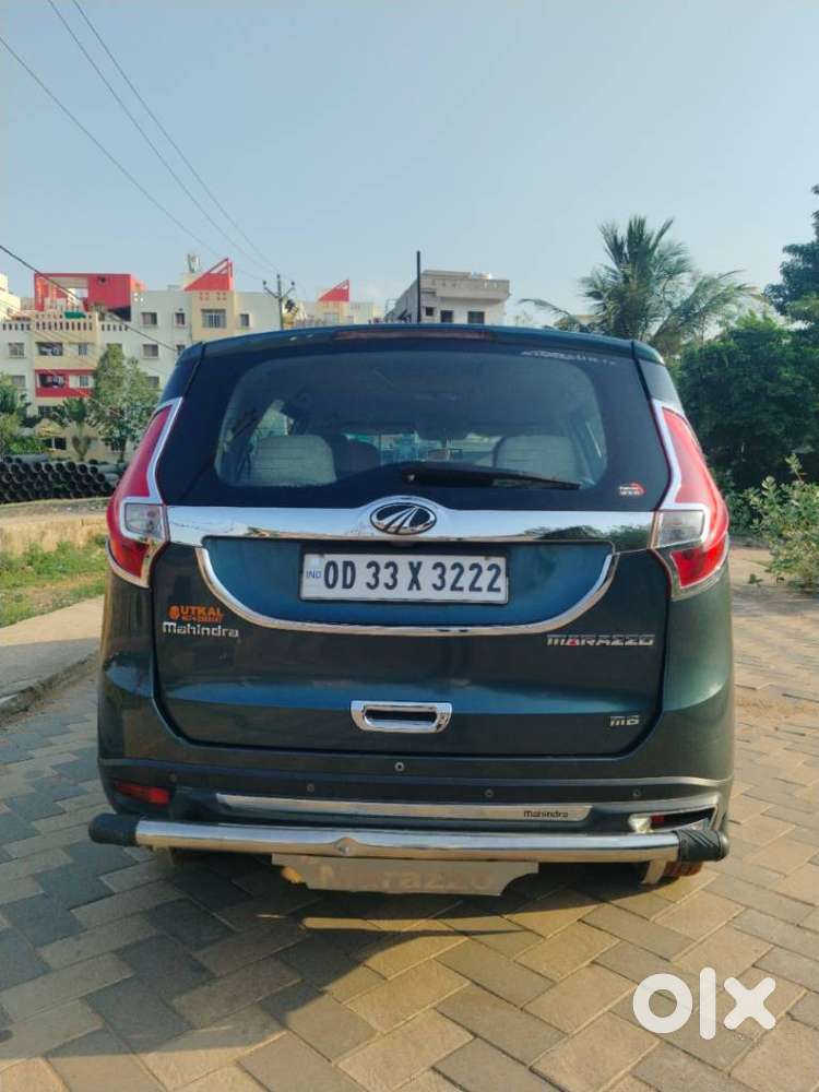 Mahindra Marazzo M6, 2019, Diesel