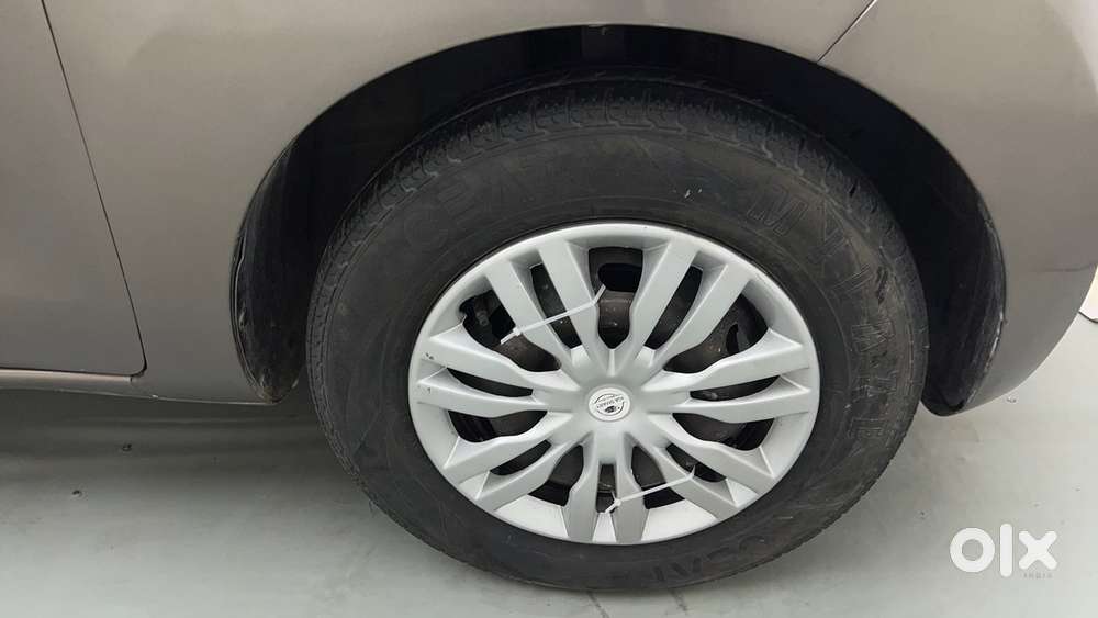 Datsun Redigo T Option, 2016, Petrol