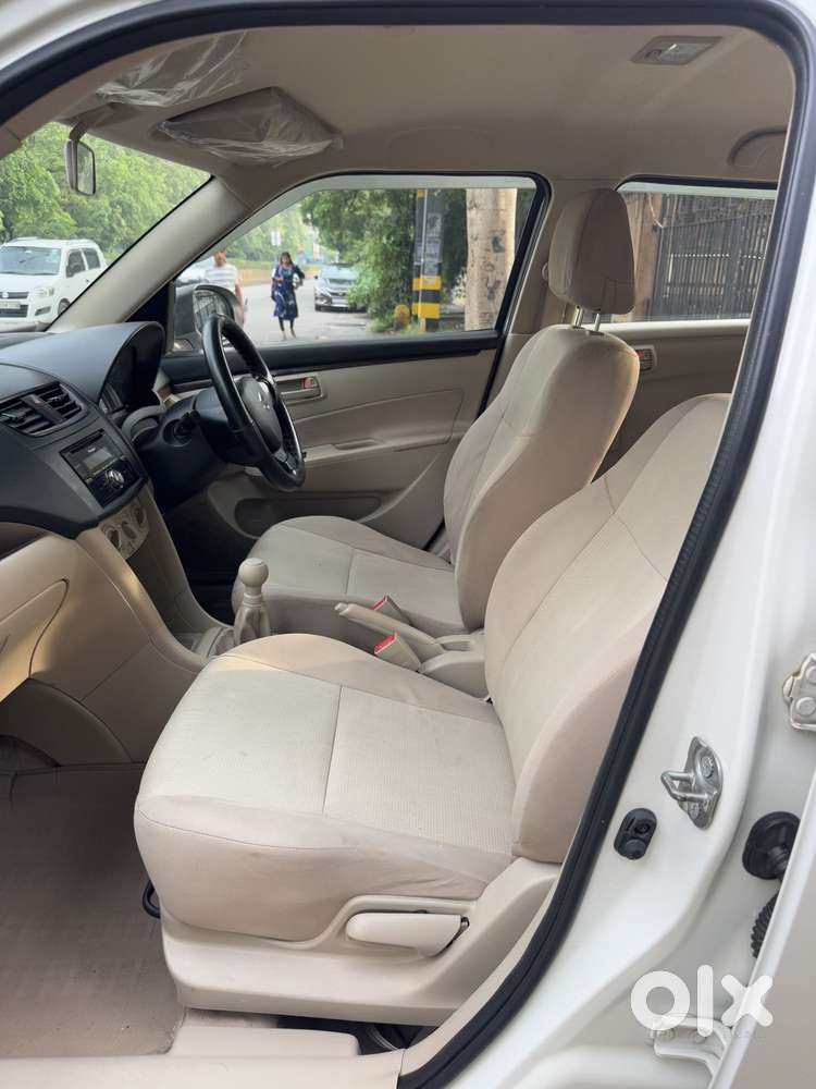 Maruti Suzuki Swift Dzire Lxi Optional-o, 2016, Petrol