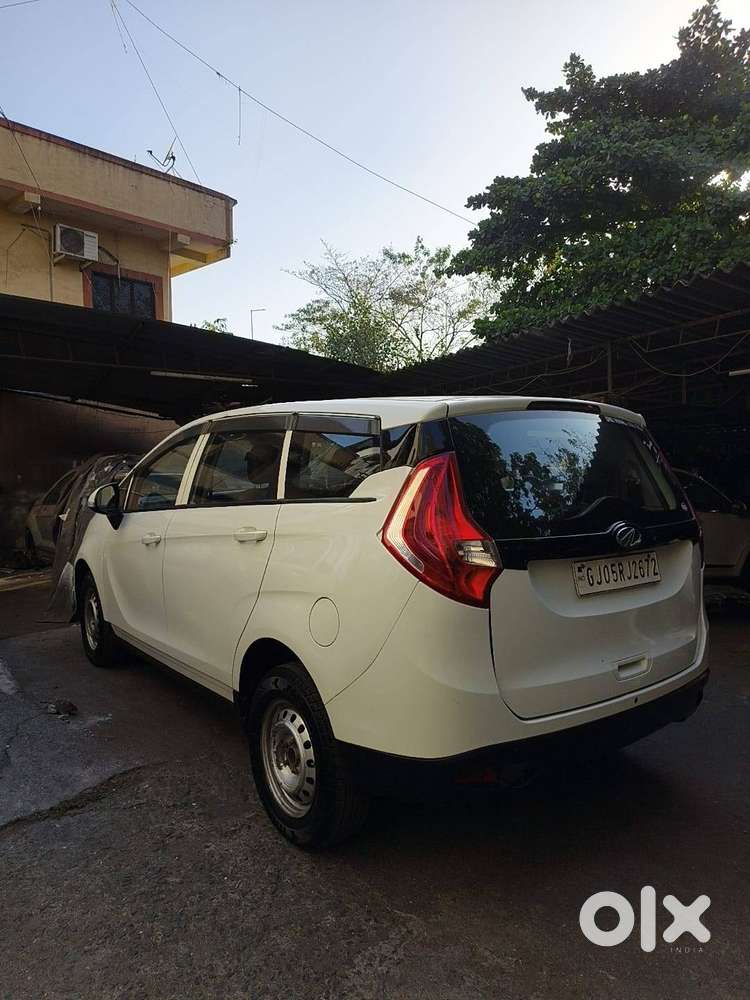 Mahindra Marazzo M2 2019