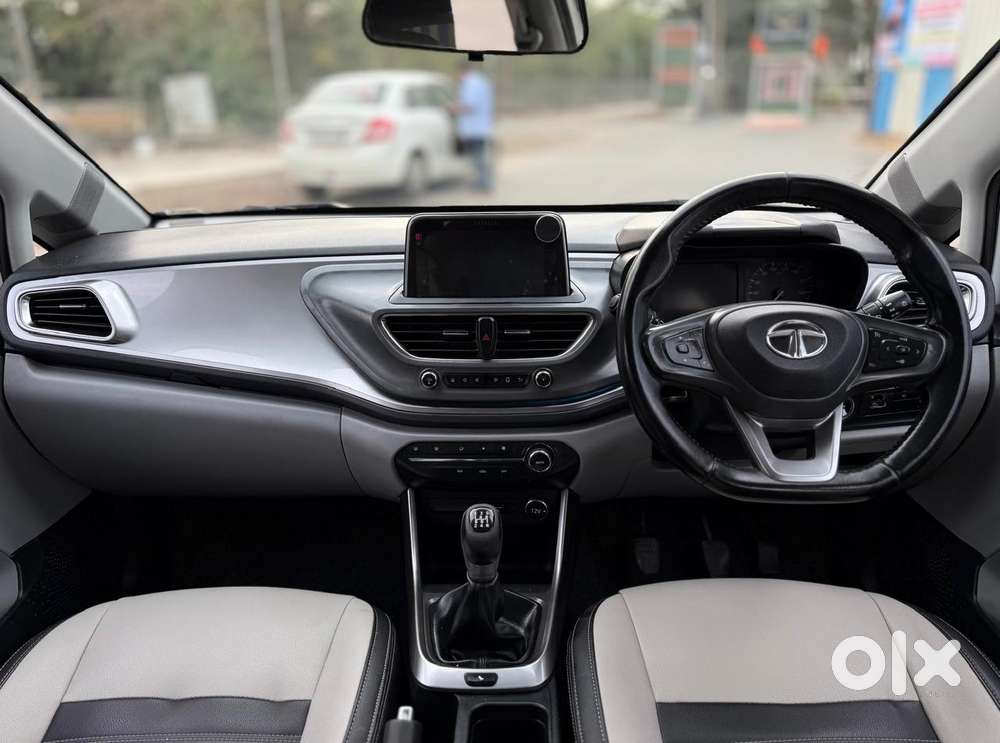 Tata Altroz Xz, 2021, Petrol