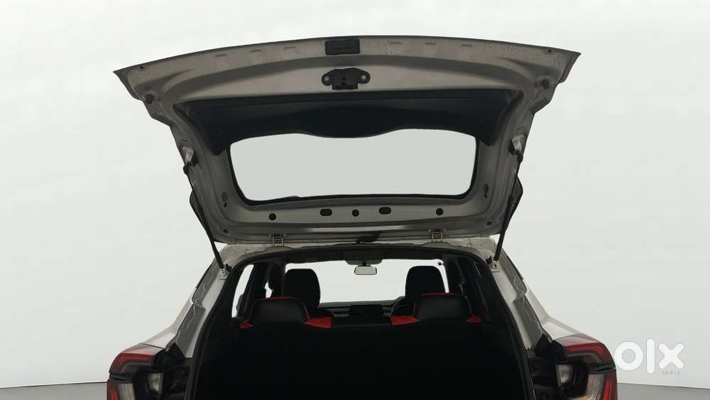 Renault Kiger Rxe, 2022, Petrol