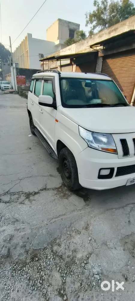 Mahindra Tuv 300 2016 Diesel 135000 Km Driven