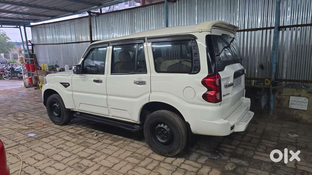 Mahindra Scorpio S3, 2018, Diesel