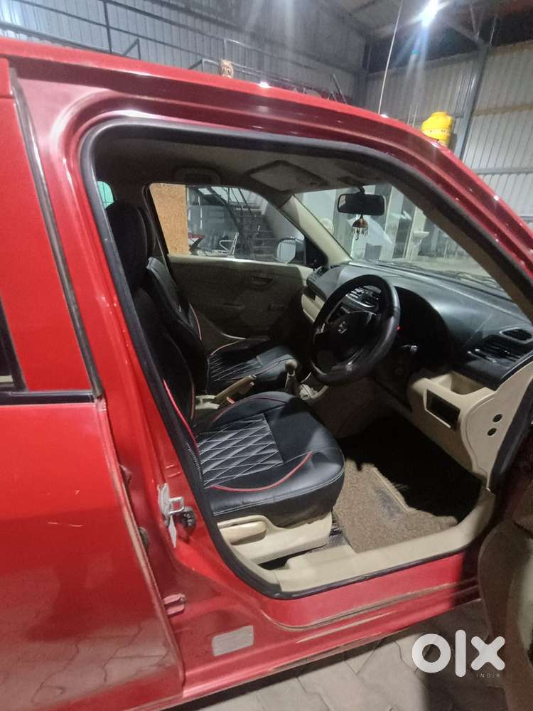 Maruti Suzuki Swift Dzire Lxi Option, 2013, Petrol