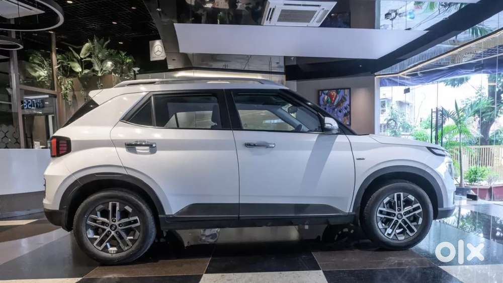 Hyundai Venue 1.0 Sx (o) Turbo Dct, 2023, Petrol